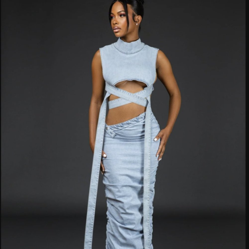 CROPPED REGAL TURTLENECK and DENIM SKIRT